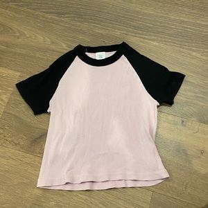 brandy melville cropped baby tee size small